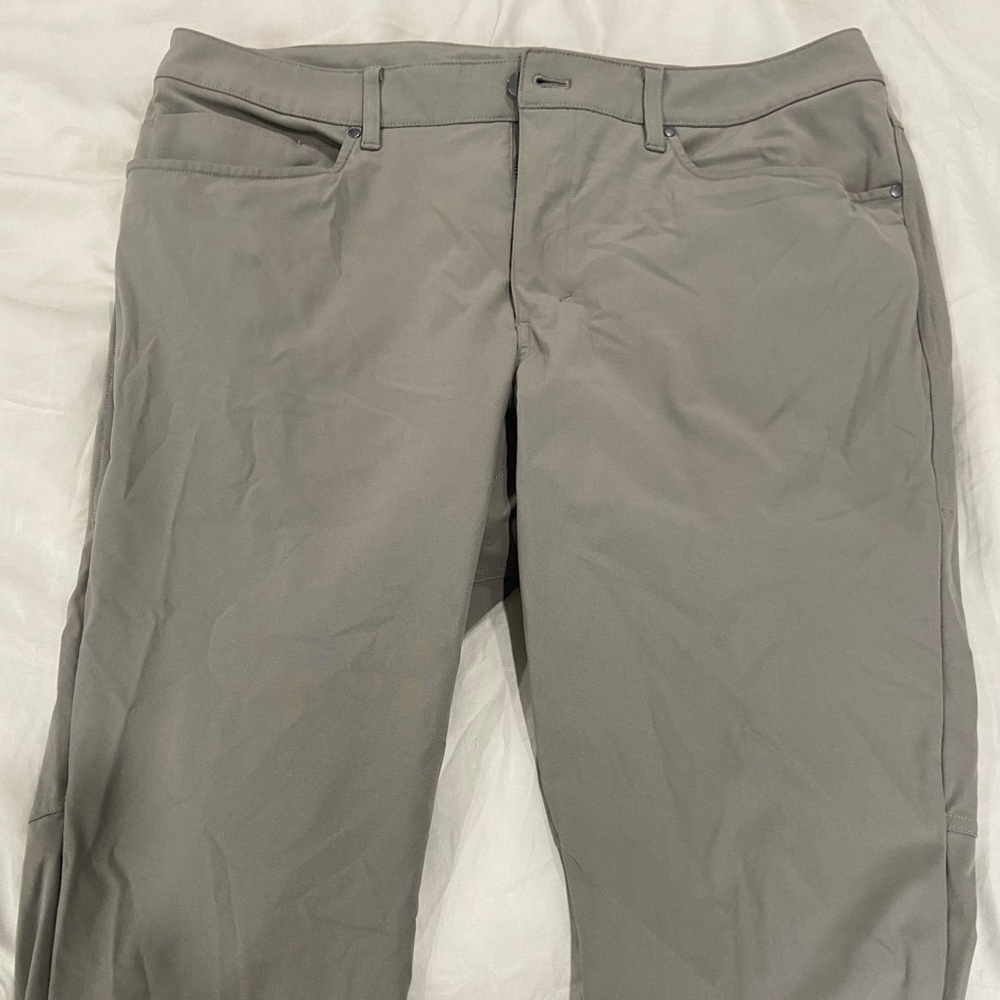 Lululemon abc slim pants size 36 X 32. Light green. Mint condition